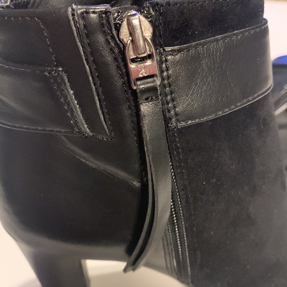 Sam Edelman ankle booties/ boots black! 3 1/2” heel. - Picture 6 of 10